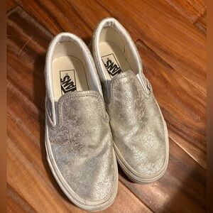 Vans Classic Slip-On Metallic Silver Cracked Leather • Women’s 9